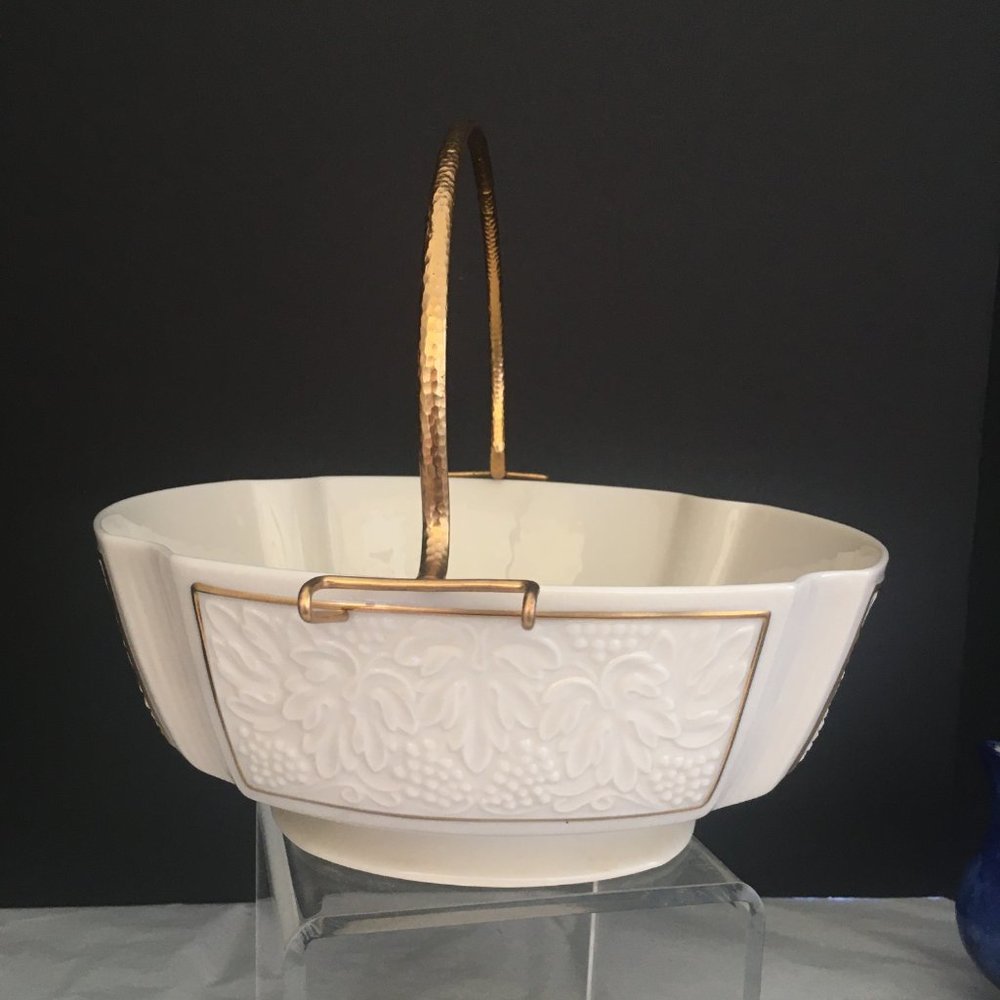 LENOX Bowl Serving Dish China 10" Sq Fruit Grapes Handled Basket 22k Gold Trim